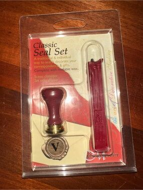 Classic Seal Set Wax Seal Kit - Letter V